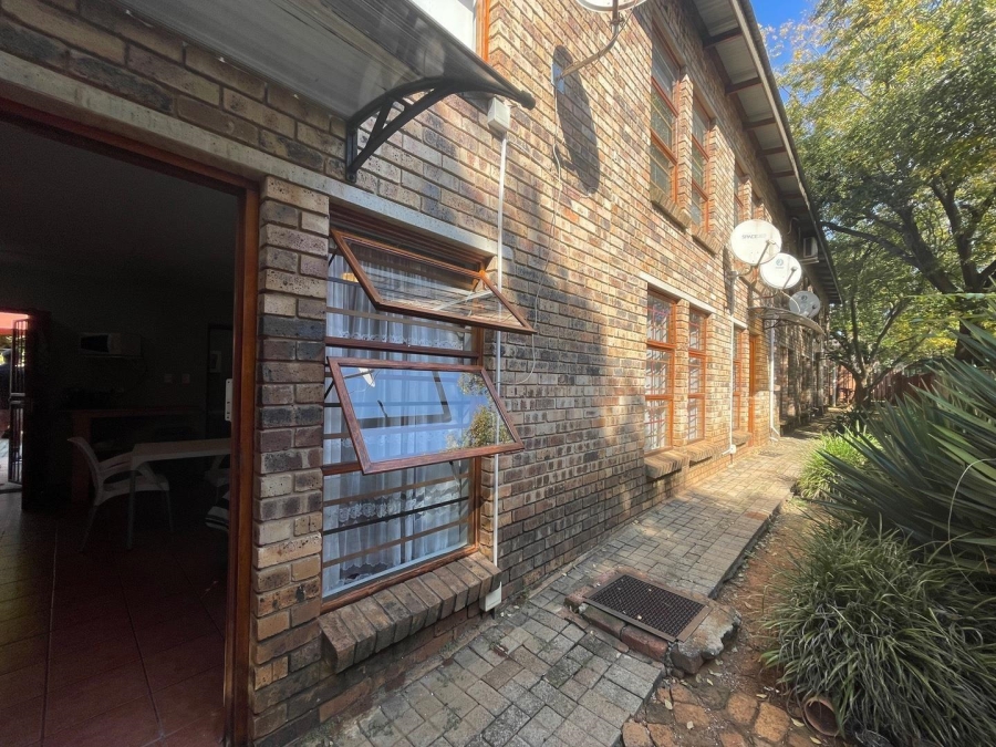 1 Bedroom Property for Sale in Die Bult North West
